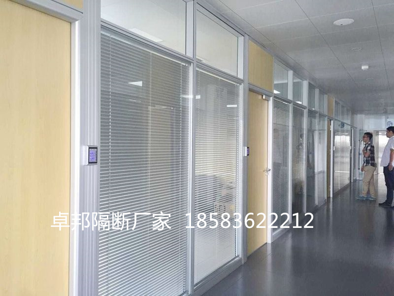 文章附图